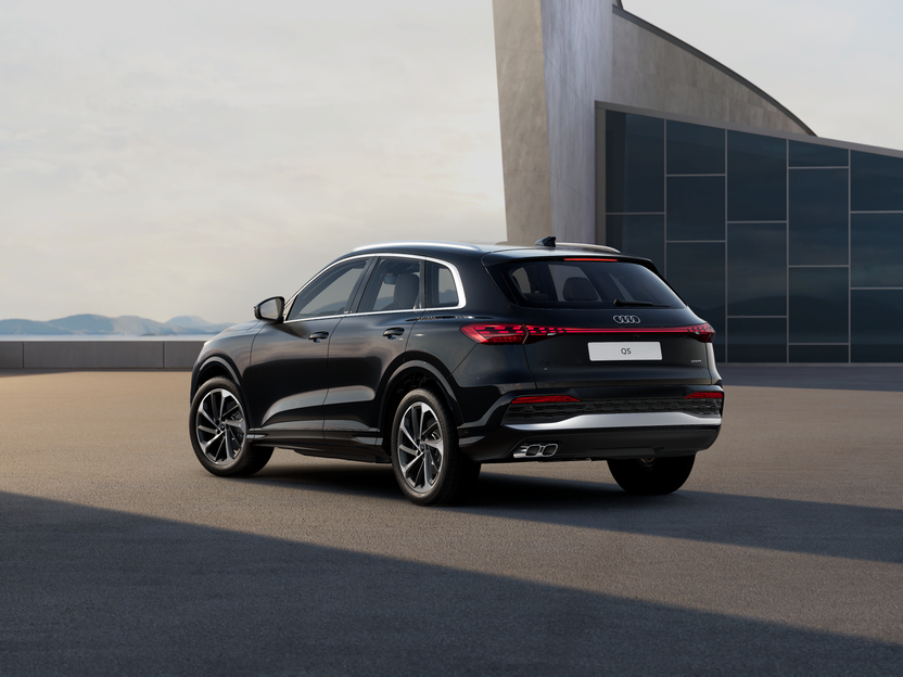 Obrázok Q5 SUV TDI quattro 150kW STR