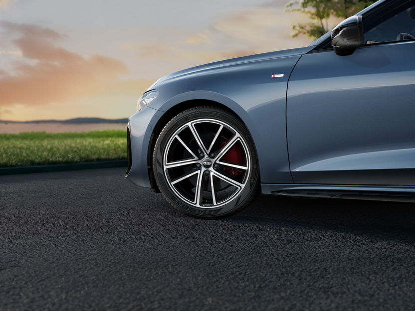 Obrázok A5 Limuzína TFSI quattro 150kW STR