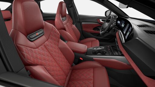 Interiér S so športovými sedadlami plus
