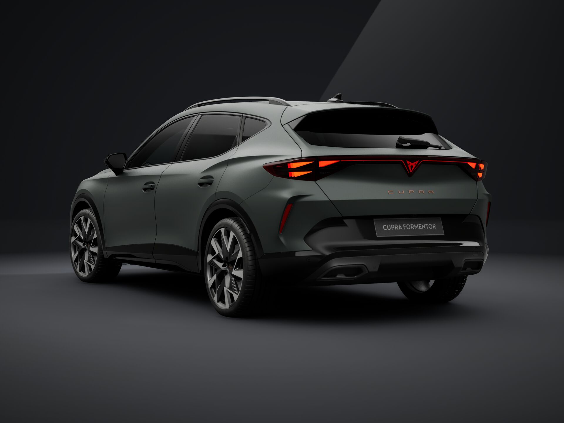 Obrázok CUPRA Formentor 1,5 eTSI 150 7DSG