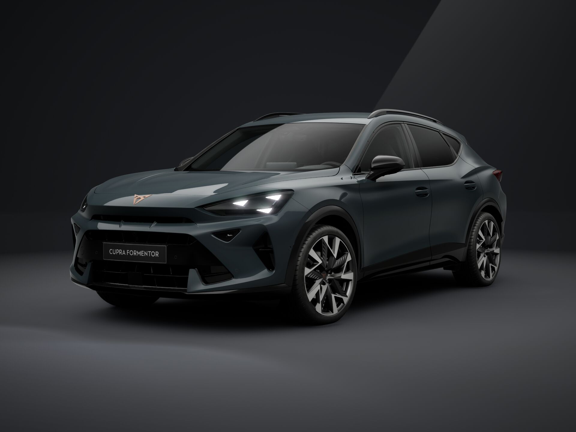 Obrázok CUPRA Formentor 1,5 eTSI 150 7DSG