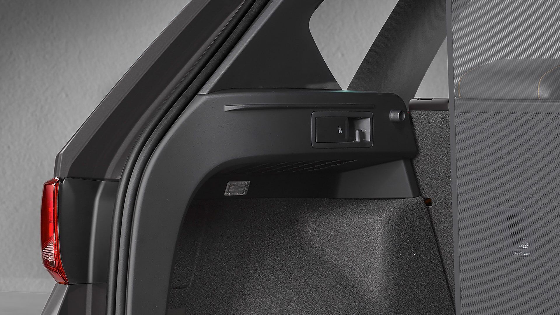 Sklápanie zadných operadiel z