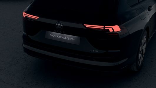 Obrázok Golf Variant Limited 1.5 eTSI ACT DS7