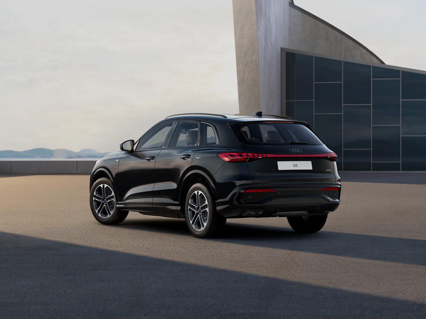Зображення Audi Q5 SUV TDI quattro 150 kW