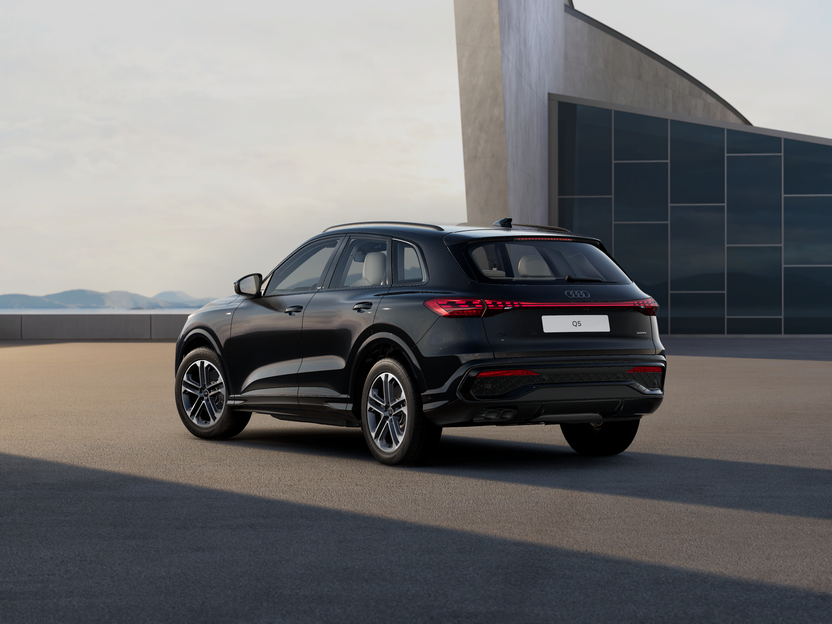 Зображення Audi Q5 SUV TDI quattro 150 kW