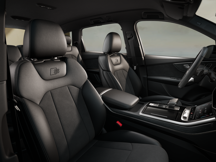 Зображення Audi Q7 50 TDI quattro S line
