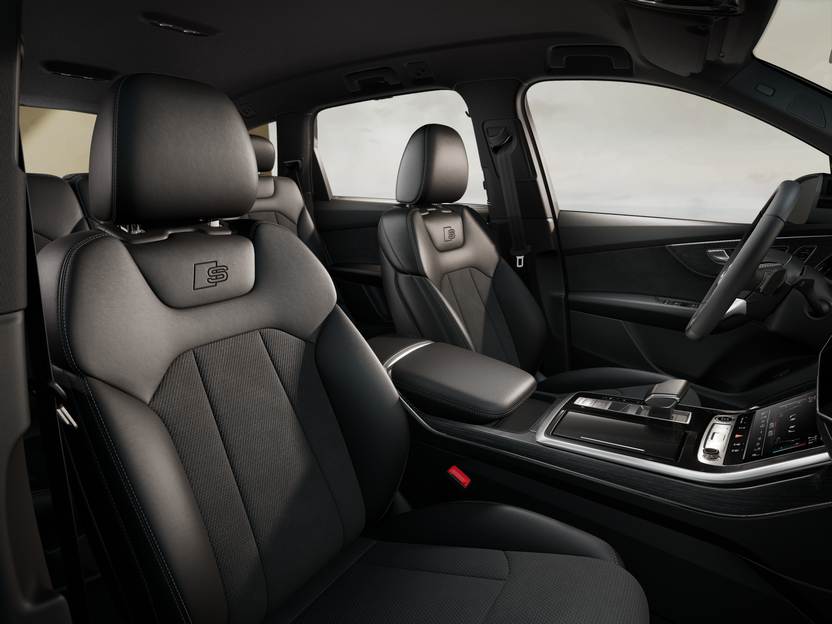 Зображення Audi Q7 50 TDI quattro S line